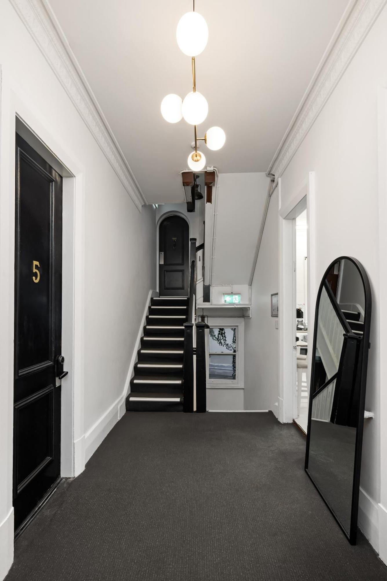 Venus By The Harbour Budget Hotel Sydney Eksteriør billede