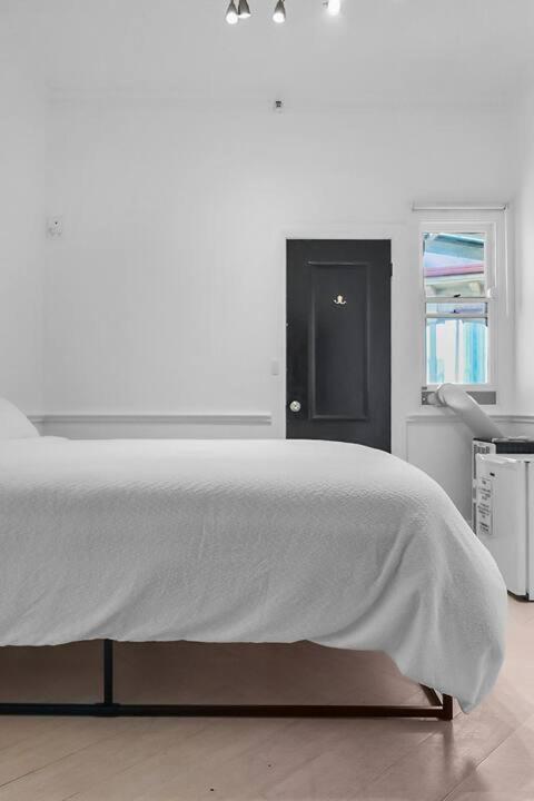Venus By The Harbour Budget Hotel Sydney Eksteriør billede